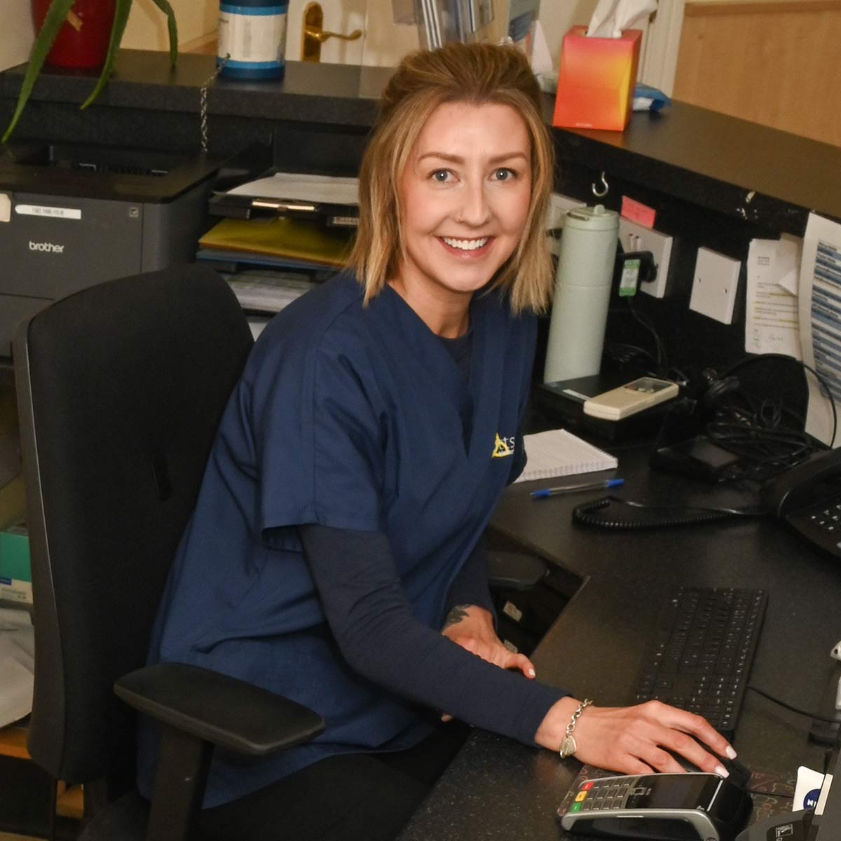 Knotts Yard Vets - Taryn Gray